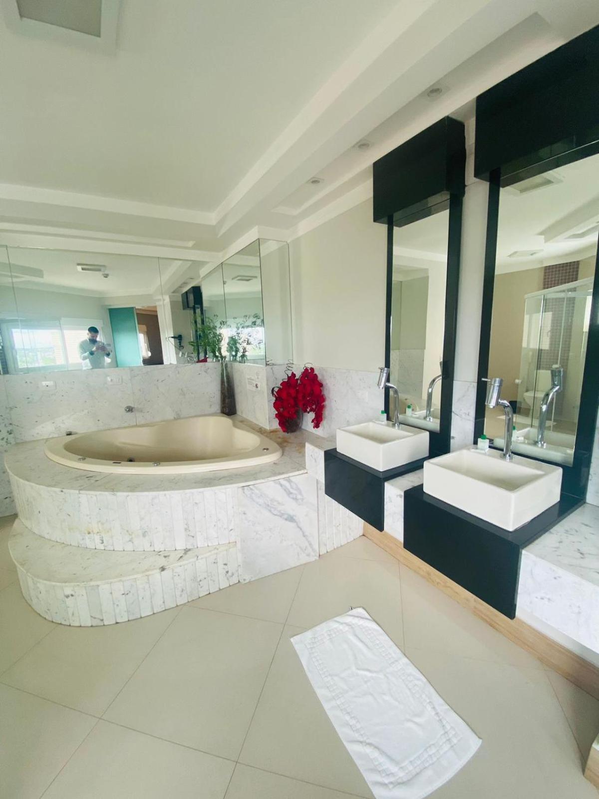Shelton Palace Hotel Paranavaí Extérieur photo